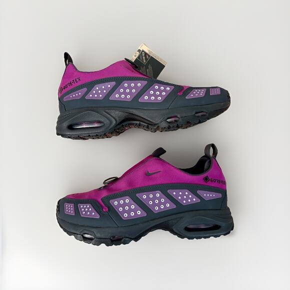 NWT NIKE Air Max SNDR GTX Gortex Zip-Up Sneaker WMN SIZE 9 Bold Berry FZ4238-500 - Picture 12 of 16